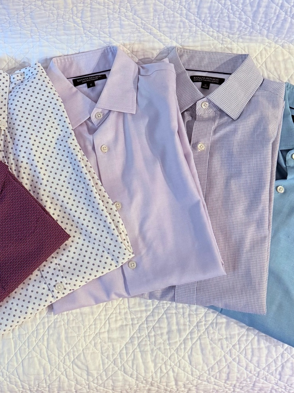 Banana Republic & 1 Express Men's Lavender & Patterned 5 Dress Shirt Bundle